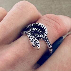 Silver Snake Loop Knot Python Boa Claire’s Halloween Ring